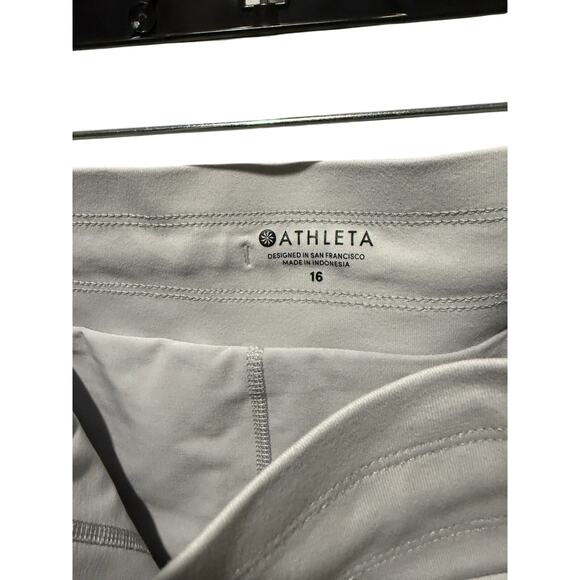 Athleta Trekkie North Skort – Women’s Size 16 – Zipper Pockets - Picture 4 of 4